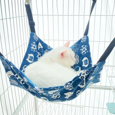 hamac pour chat bleu chat endormi dessus