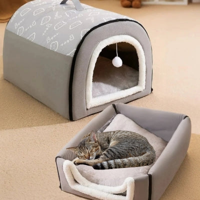 maison chat transformée canapé lit chat dort profondement dessus