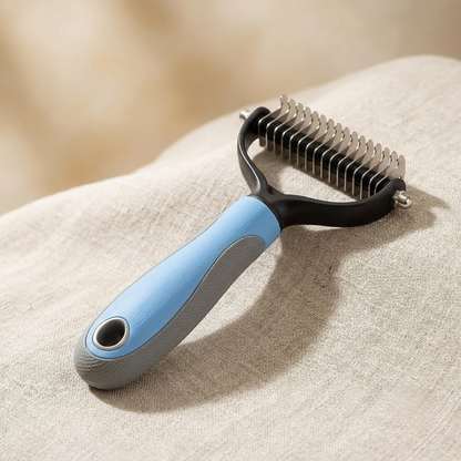 brosse pour chat bleue Démêlys