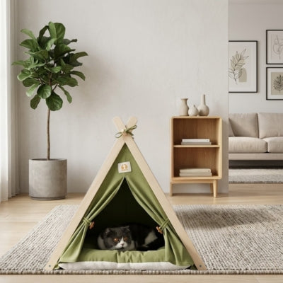 chat caché dans tipi pour chat vert