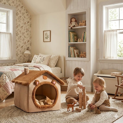 chat dort profondement dans niche pour chat enfants jouent à côté