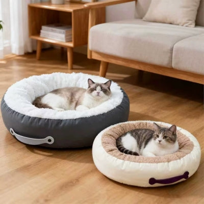chat lové coussin chaton gris chaton lové coussin beige
