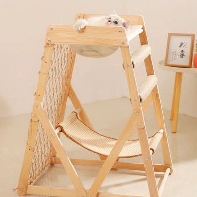 chat lové dans capsule hamac à chat