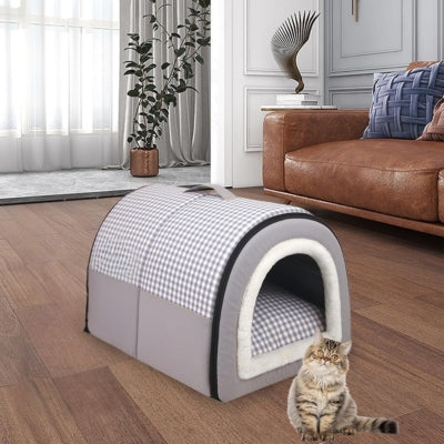 chat maison gris clair chat devant