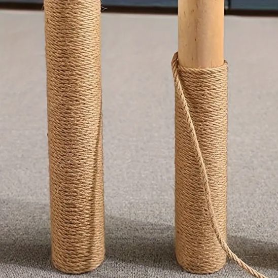 corde sisal enroulée autour griffoir pour chat