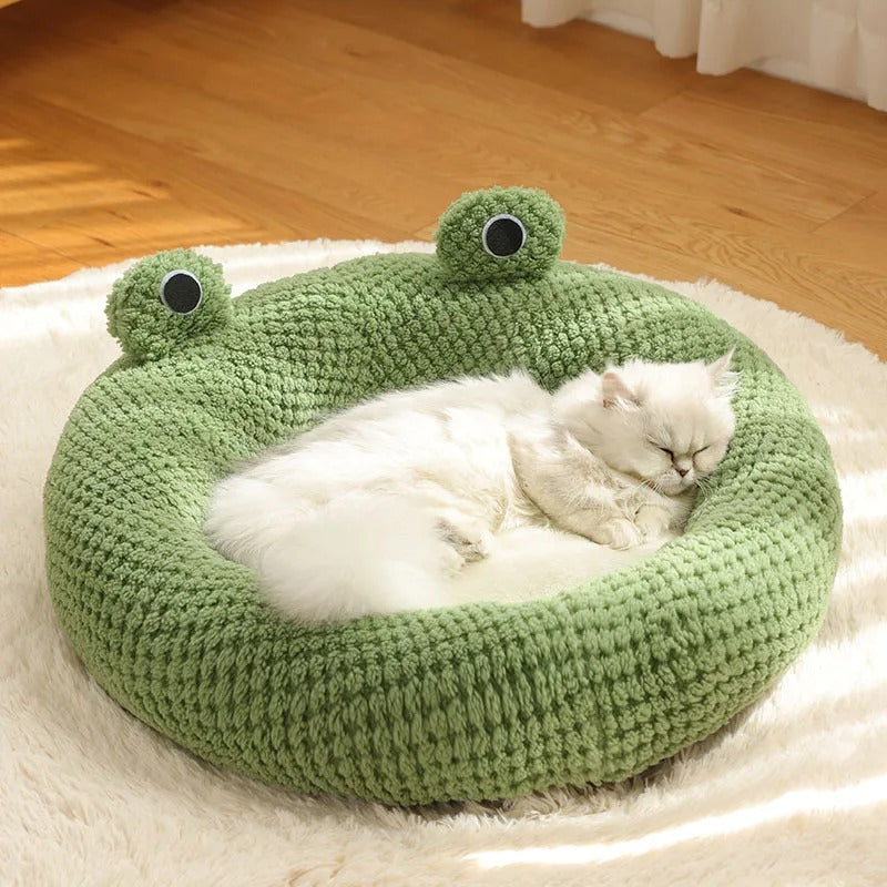 coussin chat frogy dodo chat endormi dans vesrion coussin ouvert