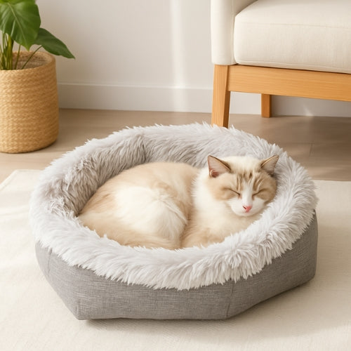 coussin pour chat nidou gris chat endormi cocon salon