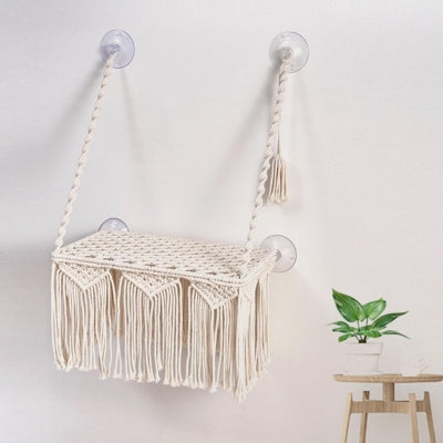 hamac pour chat dans couloir