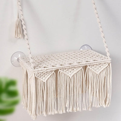 hamac pour chat fixé au mur