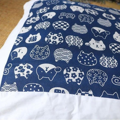 lit pour chat bleu vue de haut