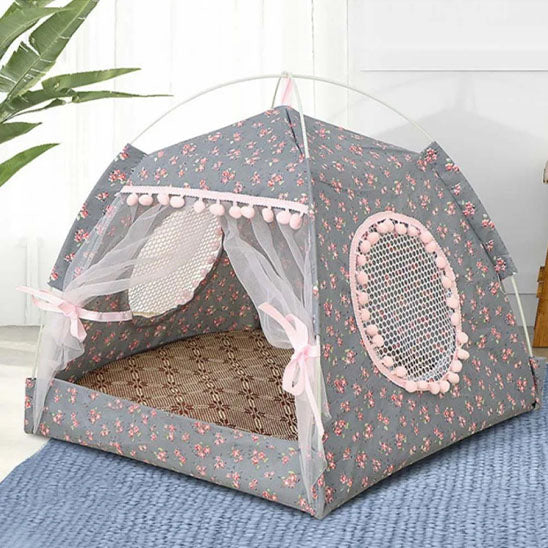 niche pour chat gris dans chambre à coucher cocon floral